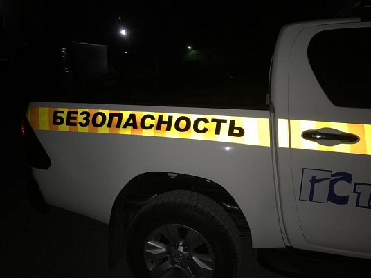 Брендирование автомобилей сопровождения прикрытия под ключ