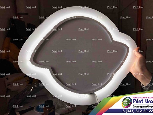 Интерьерная вывеска с подсветкой (Буквы плоские)