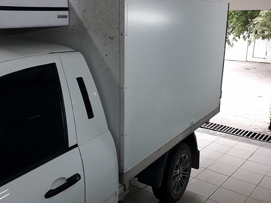 Реклама на коммерческий автомобиль Лада гранта Фургон. Компания Холодок Экспресс