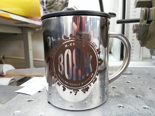 Гравировка на радиусных изделиях