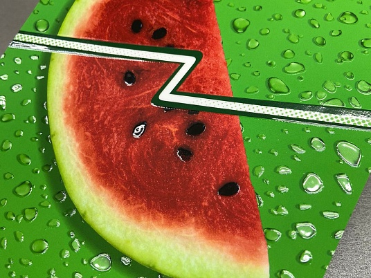 Визитки с УФ-лаком