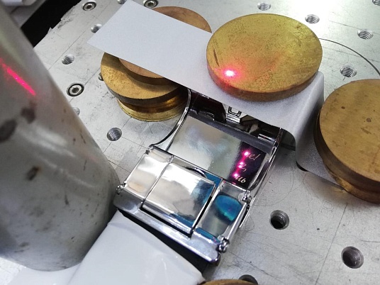 Подарочная гравировка на ремне