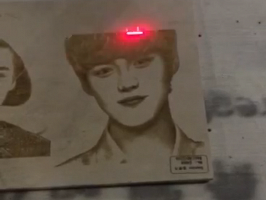 Гравировка оптоволоконным лазерным маркером