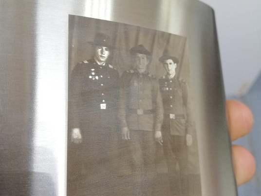 Гравировка фотографий на металле