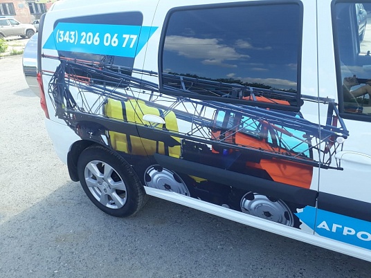 Брендирование автомобиля "Агрегатор"